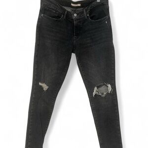 Levi’s Black Distressed Skinny Jeans